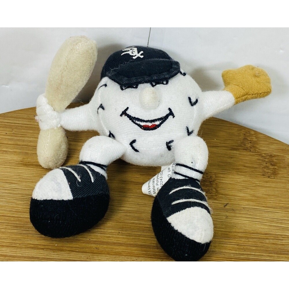 Fiesta Plush White Sox Keychain 6”